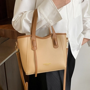 Franse Niche Stijl Dames PU Lederen Emmer Tas Vintage Stiksels Contrast Schoudertas Met Verstelbare Riem