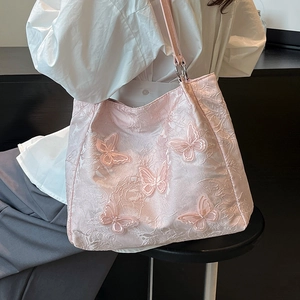 Lace Butterfly Shoulder Bag Large Capacity 3D Butterfly Applique Jacquard Tote Bag Chic Elegant Underarm Bag For Women Daily