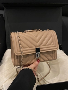 Sac à Épaule Femme en PU Matelassé Chevron Avec Bandoulière Chaîne Métallique Petit Sac Bandoulière Carré Fermeture Élégante