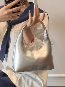 Women Shiny PU Leather Crescent Hobo Bag Minimalist Underarm Shoulder Bag With Artificial Pearl Bow Pendant Versatile Crossbody Purse
