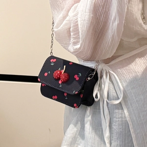 Süße Damen Mini Umhängetasche Mit Kirschdruck Strass Kirschanhänger Kunstleder Metallkette Kleine Quadratische Tasche Handtasche