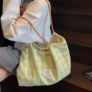 Grand sac cabas à carreaux vert et blanc avec bandoulière en corde orange
