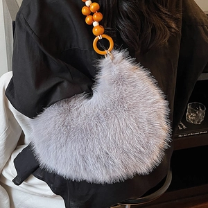 Sac à Épaule en Fausse Fourrure pour Femme Bandoulière Perlée Bohème Sac Fourre-Tout Croissant Mode Automne Hiver Chic Hobo