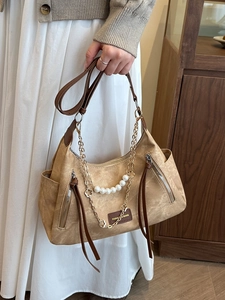 Sac Cabas en Denim Lavé Vintage Femmes Mode Chaîne de Künstliche Perles Sac à Épaule Grande Capacité Sac Bandoulière Décontracté Avec Pendentif Fleur