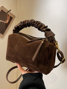 Sac à Épaule Vintage en PU Texture Daim pour Femmes Avec Poignée Nuage Froncée Sac à Main Bandoulière Minimaliste Matériel Doré
