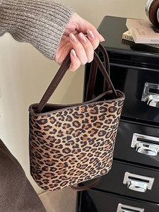 Vintage leopard print bucket bag with brown leather handles for women's daily fashion