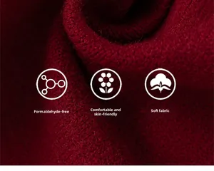 Gros plan sur la maille tricotée rouge montrant la texture douce et la haute qualité
