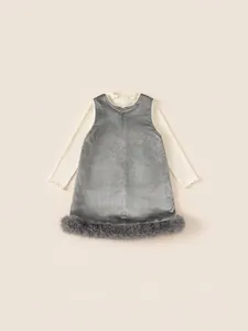 Mädchen Set aus grauem Samtkleid und beigem Strickshirt mit Perlenverzierung