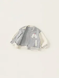 Veste de baseball bicolore pour filles avec broderie mignonne et bordures rayées grises