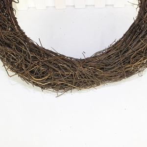 Natural brown dried grapevine wreath base for DIY Christmas party hanging decorations