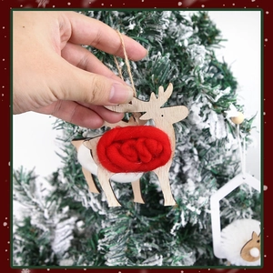 Handheld reindeer ornament with red wool spiral on wood board for Christmas decor