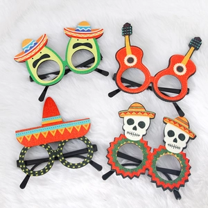 Lot de lunettes de fête mexicaines Jour des Morts avec motifs sombrero, guitare et crâne