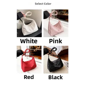Vues détaillées des sacs fourre-tout à étoiles pailletées en blanc, rose, rouge et noir