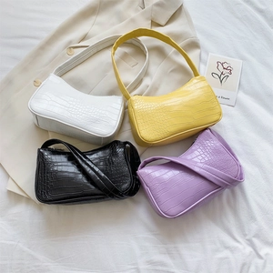 Sac Baguette Retro pour Femmes Motif Crocodile Petit Sac à Épaule en Cuir PU sous le Bras Sac à Main de Mode Quotidien