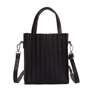 Sac fourre-tout noir à plis avec double poignée et bandoulière réglable chic