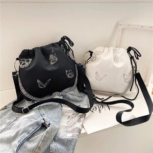 Stylish Women Nylon Butterfly Print Bucket Bag Drawstring Shoulder Crossbody Bag With Metal Chain Casual Fashion Messenger Bag