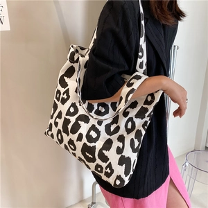 Grand Sac Cabas en Toile Imprimé Léopard pour Femmes Décontracté Quotidien Streetwear Harajuku Sac à Épaule Main