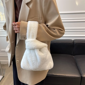 Sac Fourre-tout en Peluche pour Femmes Sac à Main en Fausse Fourrure Grande Capacité Poignée Nouée Souple Sac Seau Hiver