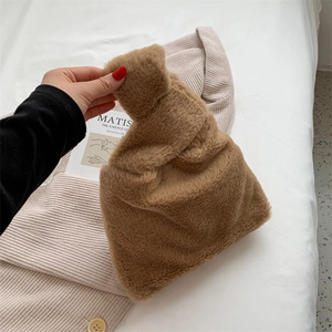 Sac fourre-tout marron en fausse fourrure avec poignée à nœud unique pour automne et hiver