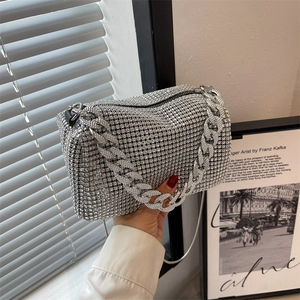 Luxurious Full Rhinestone Handbag With Thick Chain Handle For Women Shimmering Party Evening Shoulder Bag Rectangular Crossbody Bag