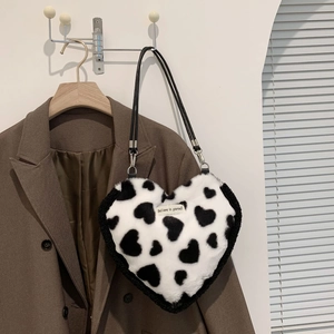Fashion Heart Shaped Plush Shoulder Bag Faux Fur Underarm Bag Sweet Cute Heart Pattern Women Crossbody Handbag