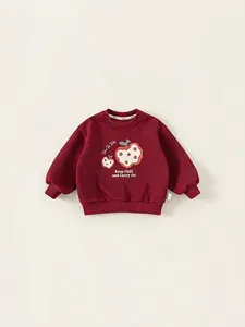Kinderen Katoenmix Sweatshirt En Denim Broek Set Cartoon Appel Print Ronde Hals Lange Mouw Top Kleuter Kleding Outfit