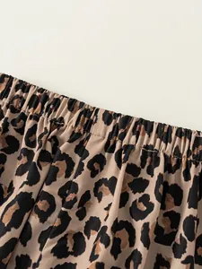 Pantaloni leopardati per bambini con vita elastica e tessuto leggero
