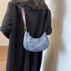 Sac à Épaule Hobo Demi-Lune en Cuir PU Vintage pour Femmes Rétro Patchwork Couture Sac Bandoulière Sangle Réglable Sac à Main