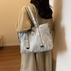 Modern metallic silver pleated tote bag for women made of premium PU material