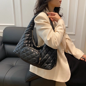 Women Quilted Diamond Pattern Hobo Shoulder Bag With Mini Round Coin Purse Large Capacity PU Leather Crossbody Bag