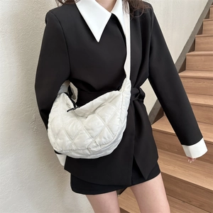 Women Oxford Quilted Diamond Half Moon Crossbody Bag With Pouch Wide Strap Urban Minimalist Daily Shoulder Bag Handbag
