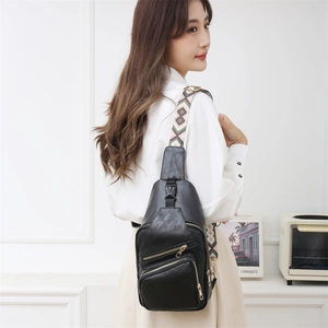 Women PU Leather Sling Chest Bag With Geometric Pattern Wide Strap Multi Zipper Casual Shoulder Bag Urban Fashion Crossbody Bag