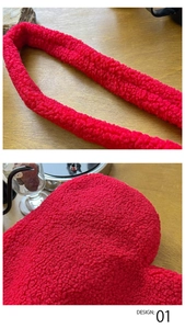 Vista dettagliata della texture in lana d'agnello rossa su una borsa invernale di moda