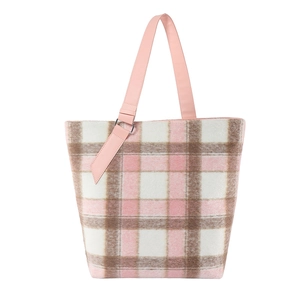 Borsa tote invernale 2023 in lana a quadri rosa con manici in pelle su sfondo bianco