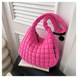 Women Fashion Quilted Puffer Shoulder Bag Cotton Soft Cloud Hobo Bag Large Capacity Casual Crossbody Bag Spring Trend Bag