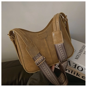 Women Vintage PU Leather Shoulder Bag With Adjustable Wide Jacquard Strap Oval Hobo Crossbody Bag Casual Daily Messenger Bag