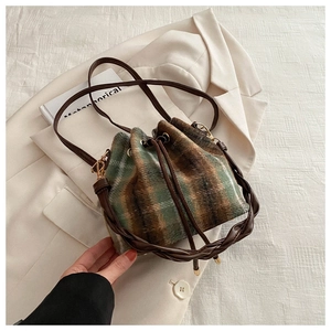 Vintage Plaid Woolen Bucket Bag For Women Fashion Urban Drawstring Shoulder Bag With Woven Handle Detachable Strap Handbag