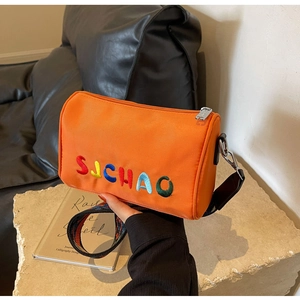 Sac bandoulière tendance en nylon orange avec broderie SJCHAO et large bandoulière
