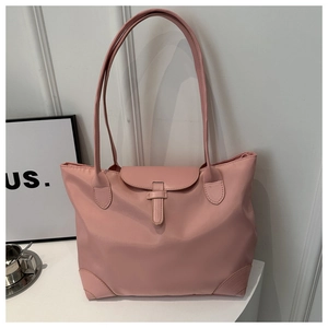Sac fourre-tout rose tendance pour femmes avec longues bretelles et grande capacité