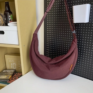 Minimalist Nylon Crescent Shoulder Bag Adjustable Strap Large Capacity Crossbody Dumpling Hobo Bag Casual Daily Commute