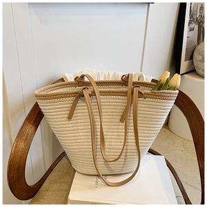 Grand Sac Fourre-tout Tissé en Paille pour Femmes Sac à Épaule de Plage de Vacances d'Été Avec Foulard en Soie et Poignée en Perles de Bois