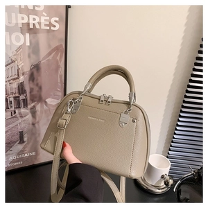 Sac bandoulière en cuir PU beige tendance avec poignée supérieure et sangle réglable