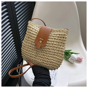 Women's Woven Straw Shoulder Bag With Adjustable Strap Casual Summer Beach Flap Crossbody Bag Vacation Style Purse