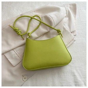 Trendy Women PU Leather Knotted Shoulder Bag Minimalist Underarm Bag With Gold Metal Decor Solid Color Fashion Hobo Bag For Daily Use
