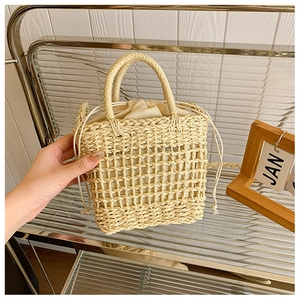 Handmade Straw Woven Shoulder Bag For Women Pastoral Sunflower Decoration Summer Beach Handbag With Drawstring Inner Pouch