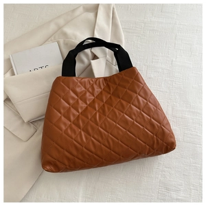 Sac Cabas Matelassé à Losanges de Grande Capacité pour Femmes en Cuir PU Sac à Épaule Minimaliste Urbain Sac à Main Décontracté