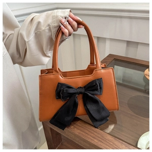 Sac à main en cuir PU marron avec grand nœud en satin noir et doubles poignées