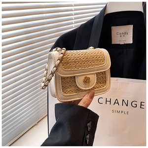 Borsa a Tracolla Mini Intrecciata in Paglia PU alla Moda per Donna Urban Simple Style Borsa a Catena Con Chiusura a Fiore Borsa da Vacanza