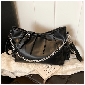 Modische schwarze PU-Leder Einkaufstasche mit Silberkette und Schleife für Damen