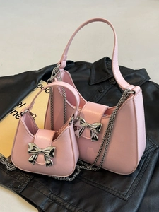 Women Bowknot PU Leather Underarm Bag Fashion Metallic Chain Shoulder Crossbody Bag Sweet Niche Mini Crescent Handbag